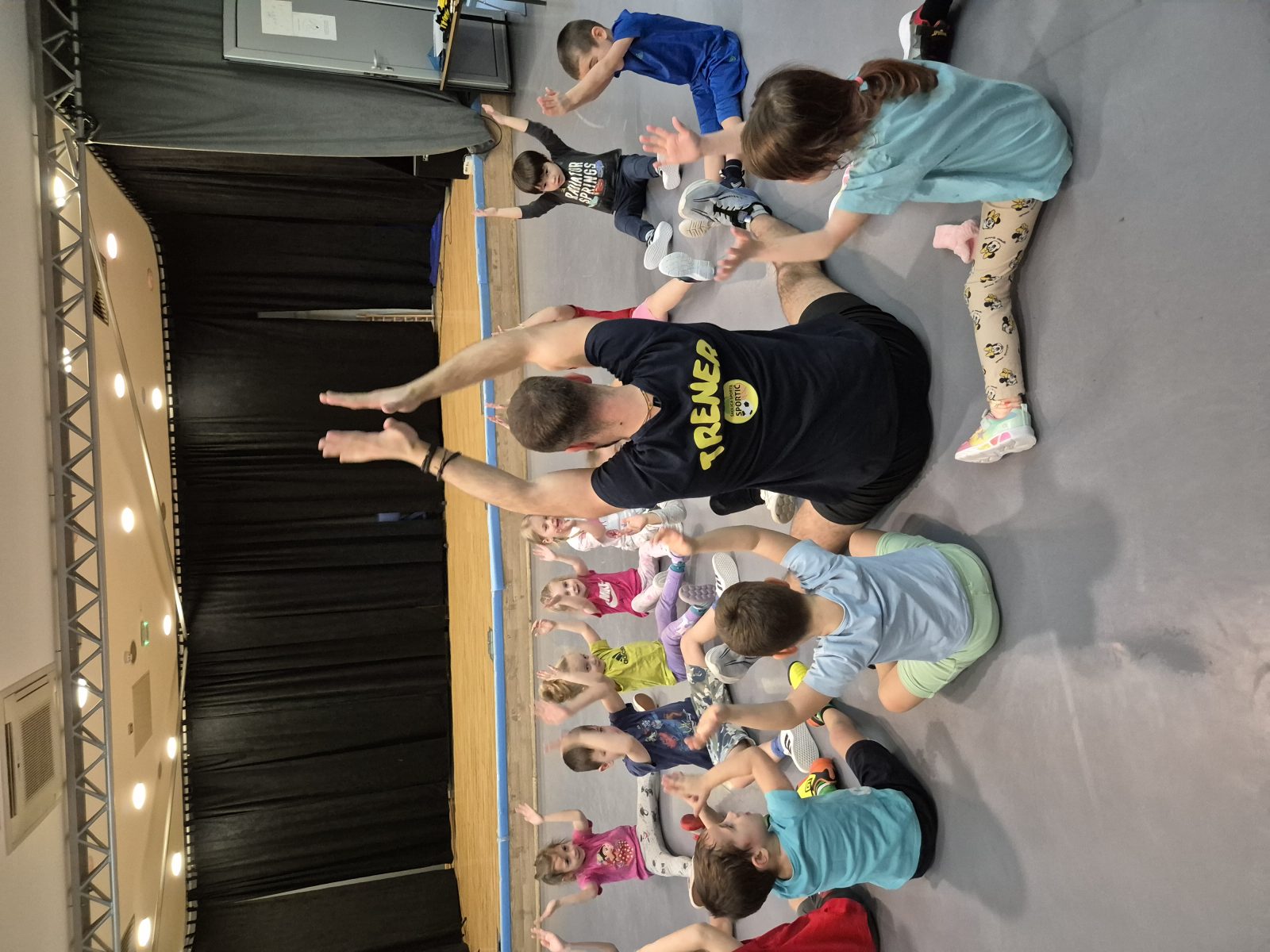 Deca na Sportić treningu